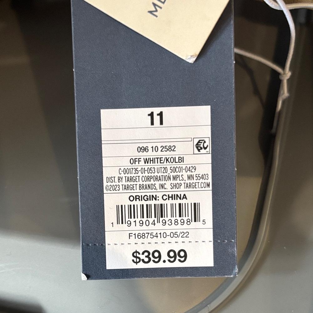 ⭐️ Universal Thread Women's Combat Boots - Cream and Tan Size 11 - Picture 2 of 2